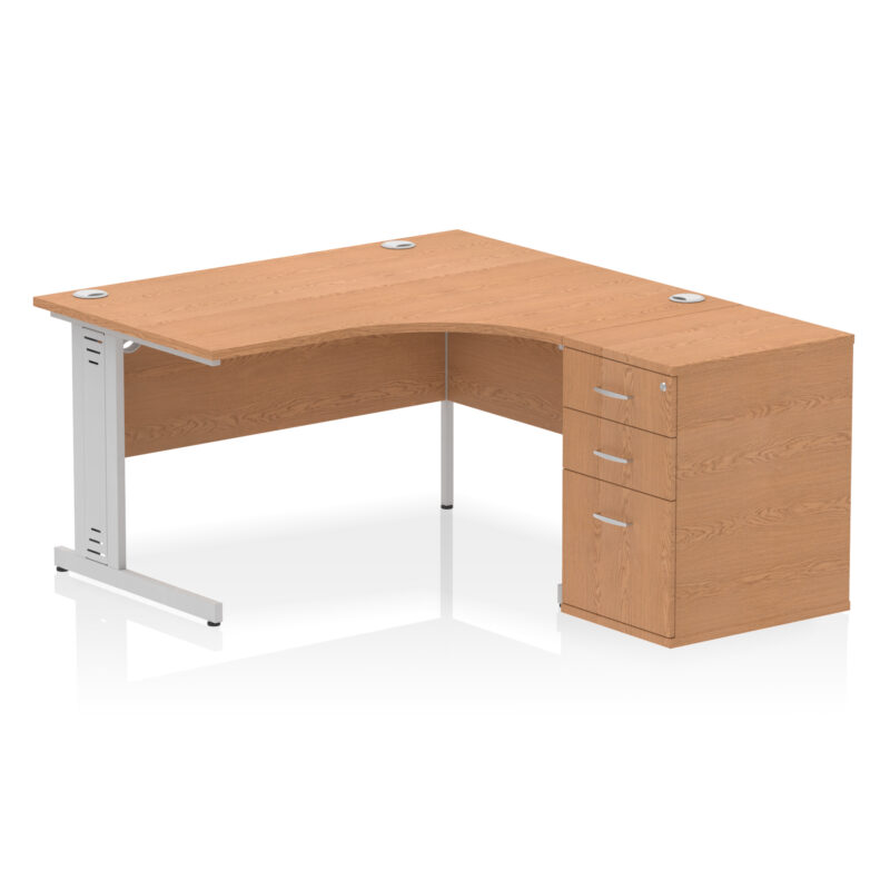 impulse 1400mm cable managed right crescent desk workstation