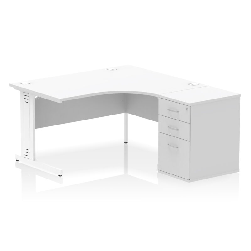 impulse 1400mm cable managed right crescent desk workstation